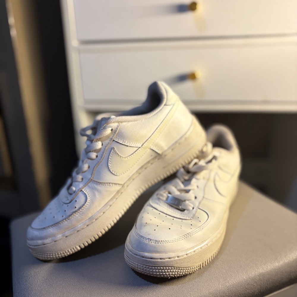 Nike White Air Force 1 Sneakers